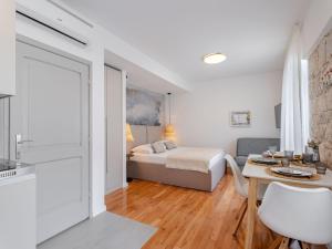 Apartments Nonna - Comfort Studio Apartment