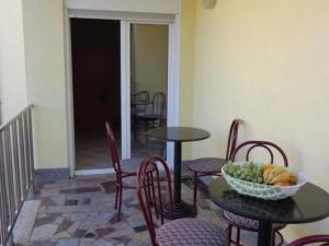 Apartments Popi - One bedroom apartment with balcony 2