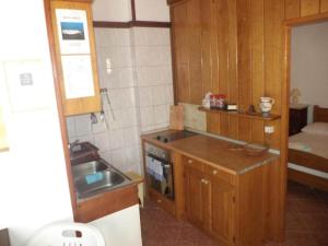 Studio Apartment President - One Bedroom Apartment with Terrace and Sea View 5