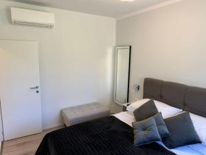 Apartment La Mar - Two Bedroom Apartment with Terrace