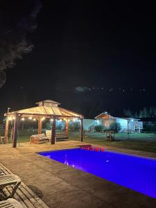Cabañitas Zelada en un ambiente natural con piscina fogón Quincho Terraza parking full equipadas en 5000 mtrs