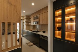 The Tresor Building, 39 Ben Van Don, Xom Chieu Ward, Ho Chi Minh City