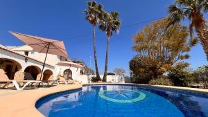 Villa con piscina y barbacoa en Calpe