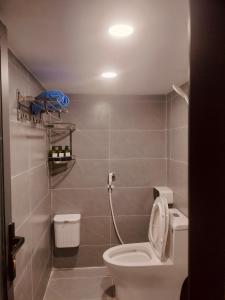 AA Home 102 Studio có gác lửng, gần sân golf, sân bay