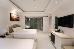 Nhật Tân Red River Hotel- Đông Anh