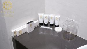 Royal Suites Studio 38QZ - Citra Plaza Nagoya Apartment
