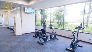 Royal Suites Studio 38QZ - Citra Plaza Nagoya Apartment