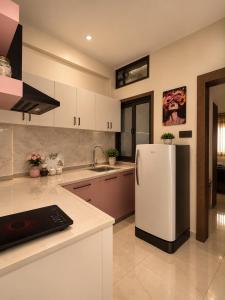 JS Luxury Apartment Couple-friendly Cozy vibe