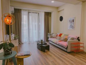 Bright Urban Nest - Beliashvili