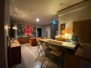 Chris House