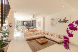 Beautiful 3BR Private Pool Villa in Petitenget