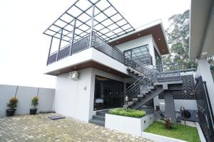 Montana Villa Lembang