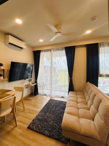 Cozy studio 1 bdr Golf view