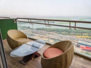 Hotel Supreme Castle - Okhla Bird Sanctuary