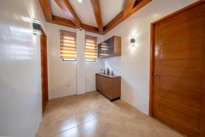 RedDoorz @ Alquiza Residences Paranaque