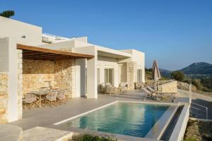 New Seaview Villa Asimi with Private Pool & BBQ, in South Crete