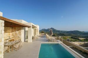 New Seaview Villa Asimi with Private Pool & BBQ, in South Crete