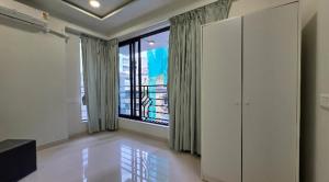 Fortune Crown 403- Premium Apartment Khar