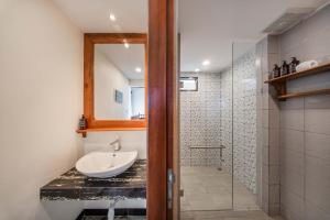 Villa Myer 3BR Saltwater Pool in Ubud