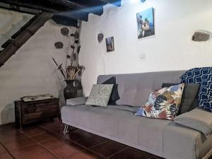 Holiday Home Trina by Interhome