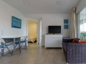 Apartment mit direktem Zugang zur Strandpromenade by Interhome