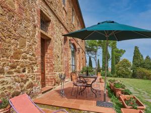 Apartment Verbena mit Pool by Interhome