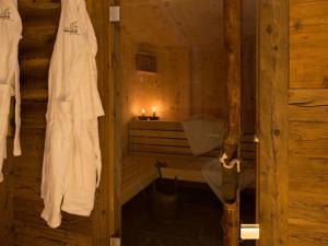 Holiday Home Chalet Wiesenglück by Interhome