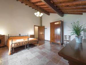 Apartment Wohnung Marco mit Terrasse by Interhome