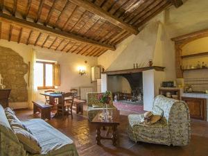 Apartment Giglio castelltt by Interhome