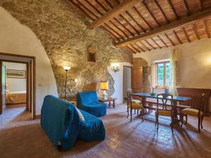 Apartment Giglio castelltt by Interhome