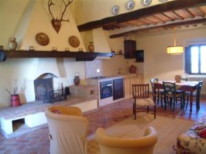 Holiday Home Villa Cimpoli casa mit Garten und Grill by Interhome