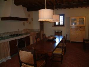 Holiday Home Villa Cimpoli casa mit Garten und Grill by Interhome
