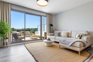 Vitta Natura Mijas Apartment with 3 Bedrooms & Pools