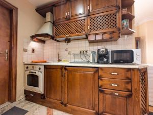 Aristocratic Sofia Studio Apartment Next to Cathedral by Flat Mаnager
