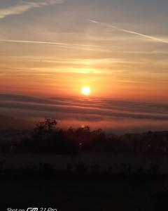 Sunset Hill Hotel