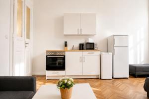 Classy 2BR Apt. w Exclusive Location near AKH