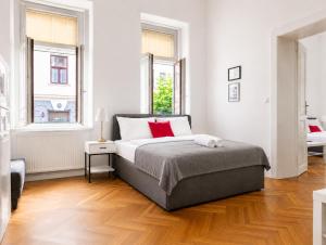 Classy 2BR Apt. w Exclusive Location near AKH