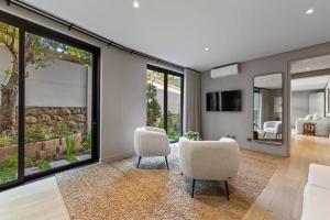 Vive Suite by Bliss Collection