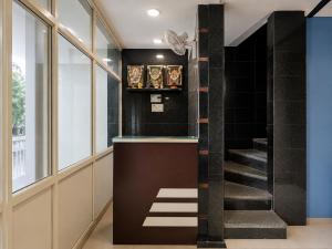 Hotel Swarna Mayuri