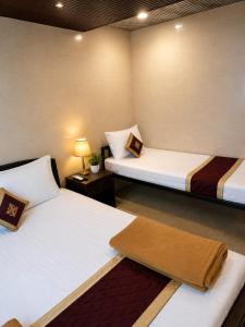 Hotel Royal Residency - Near Khar Station