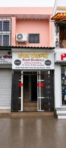 Hotel Royal Residency - Near Khar Station