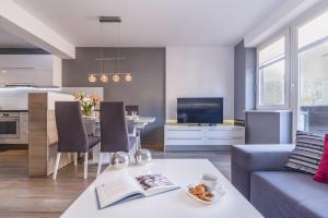 Apartment Secret Garden Sopot 150 m from the Beach by Noclegi Renters