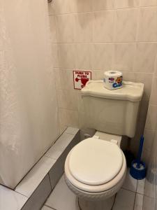 Travellers Inn Room B
