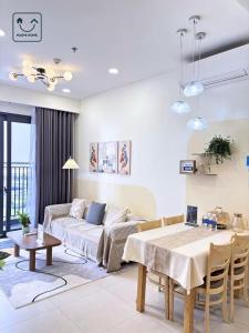 2-bedroom apartment with excellent service at The Glory!
