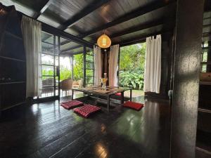 Bamboo T House