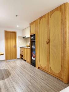 La Van Residence