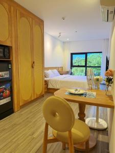 La Van Residence