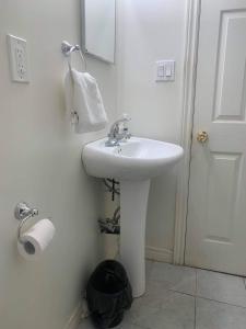 Room & Pvt bathroom