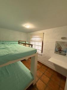 Casa Playa Naplo, primer piso, media cuadra malecón