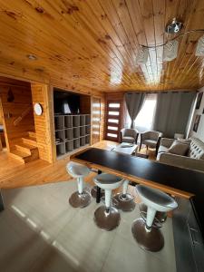 Hermosa Casa en Condominio